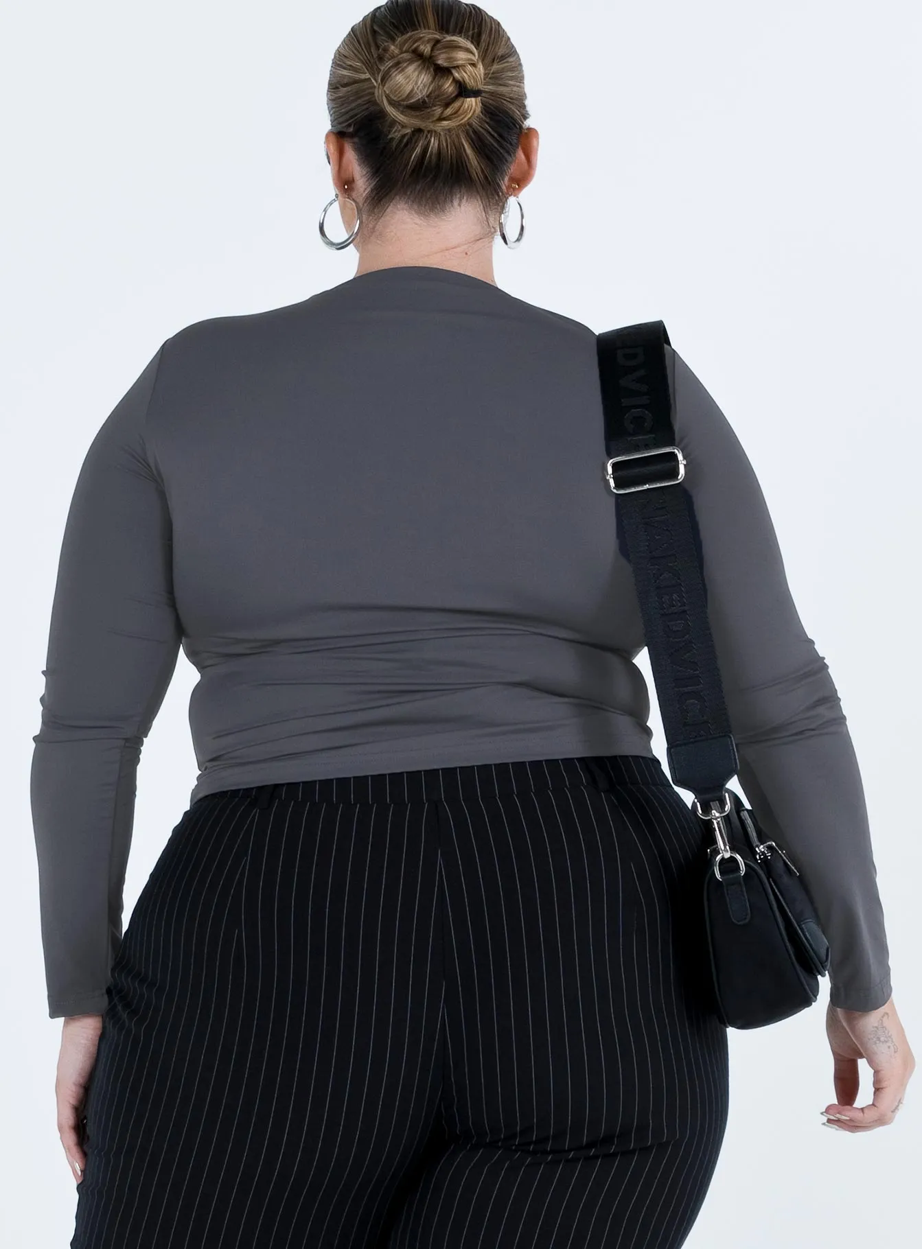 Arnim Long Sleeve Top Grey Curve