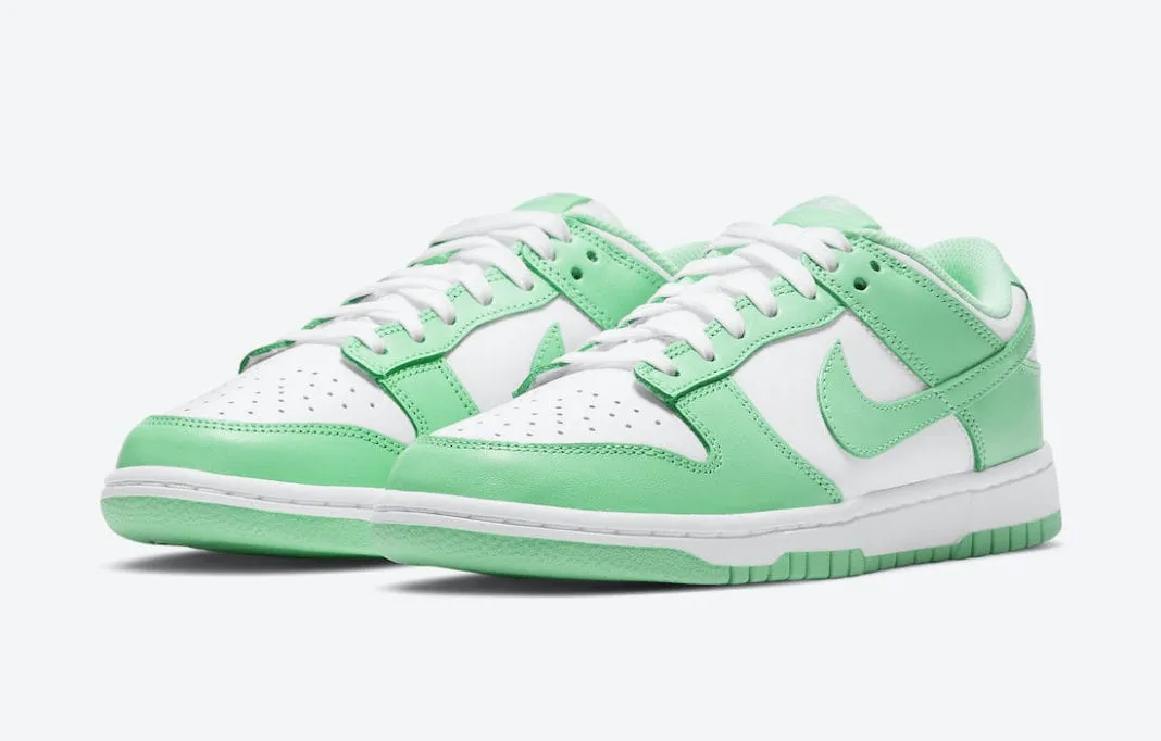 Dunk Low Green Glow (W)