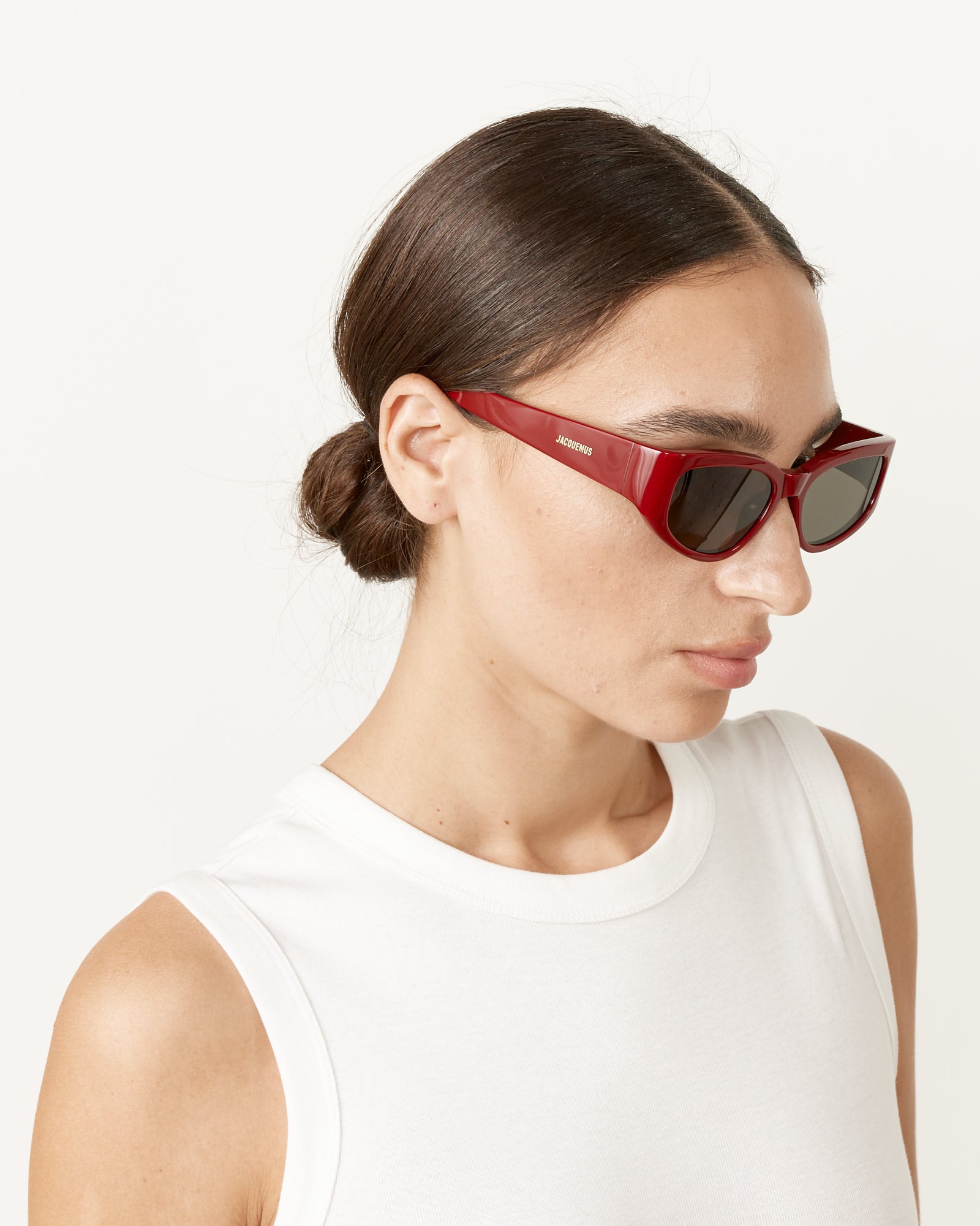 Les Lunettes Gala Sunglasses in Burgundy