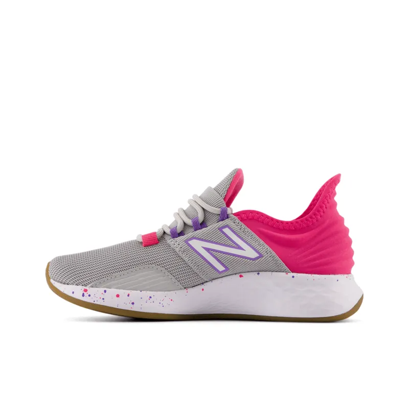 New Balance Youth Girls Fresh Foam Roav Running Shoe - PEROVVP1 (Wide)