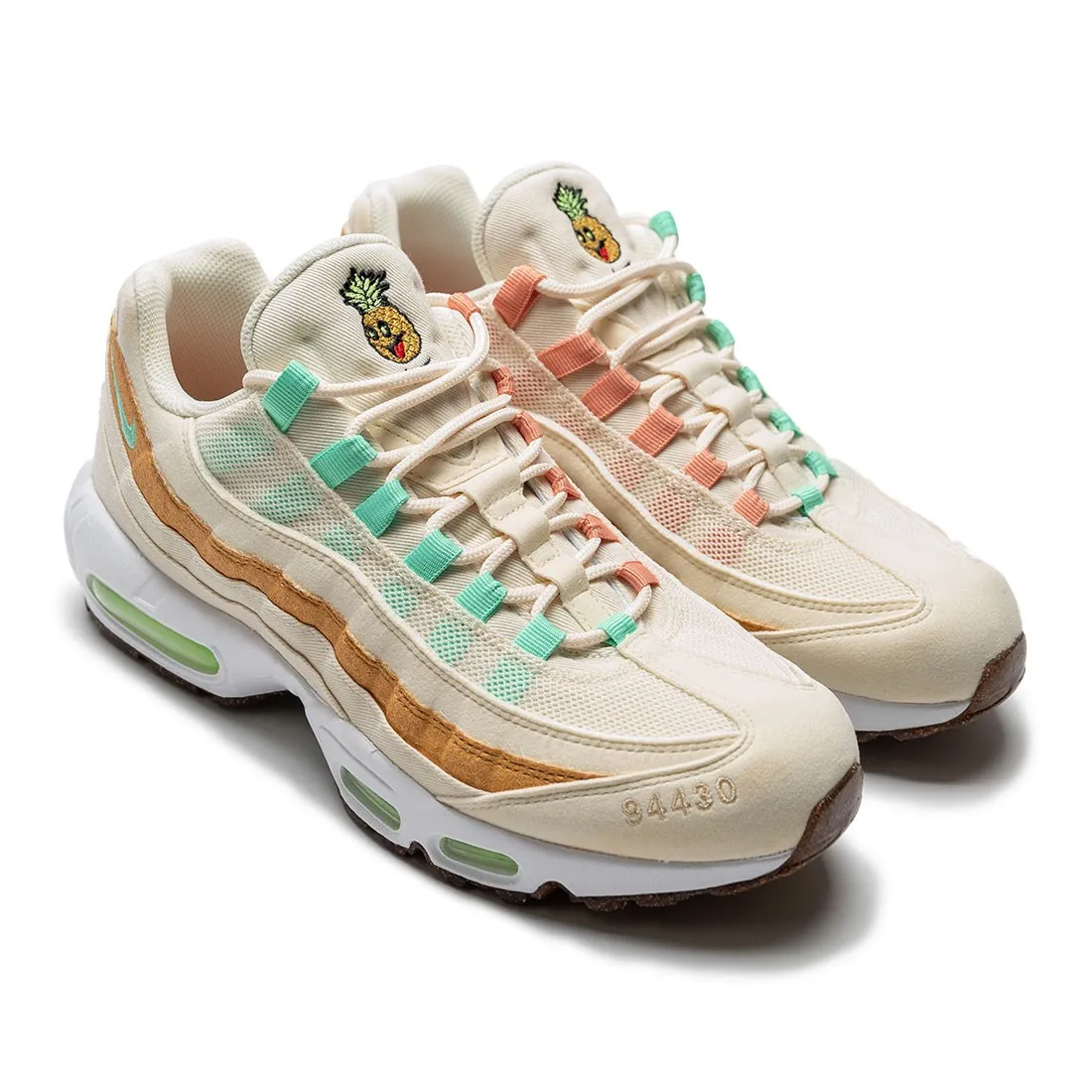 Nike Men Air Max 95 Nrg (coconut milk / green glow-metallic gold)