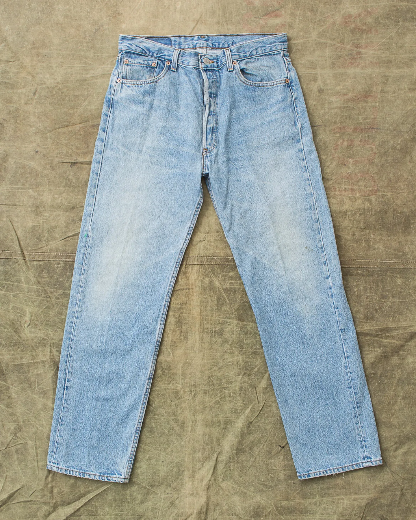 No. 4 Vintage 1990's Made in USA Levi's 501 Jeans W36/L32