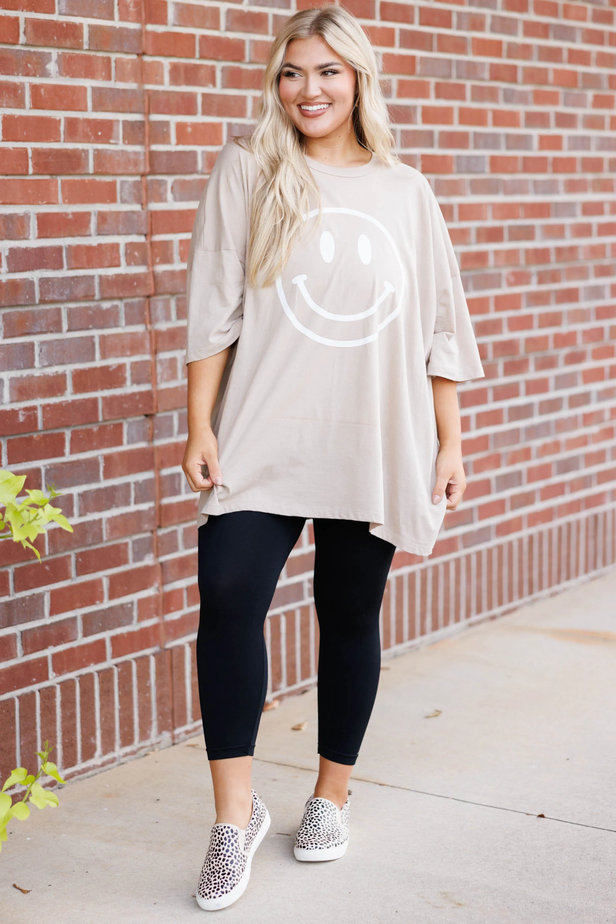 Remember To Smile Boyfriend Tee, Light Mocha