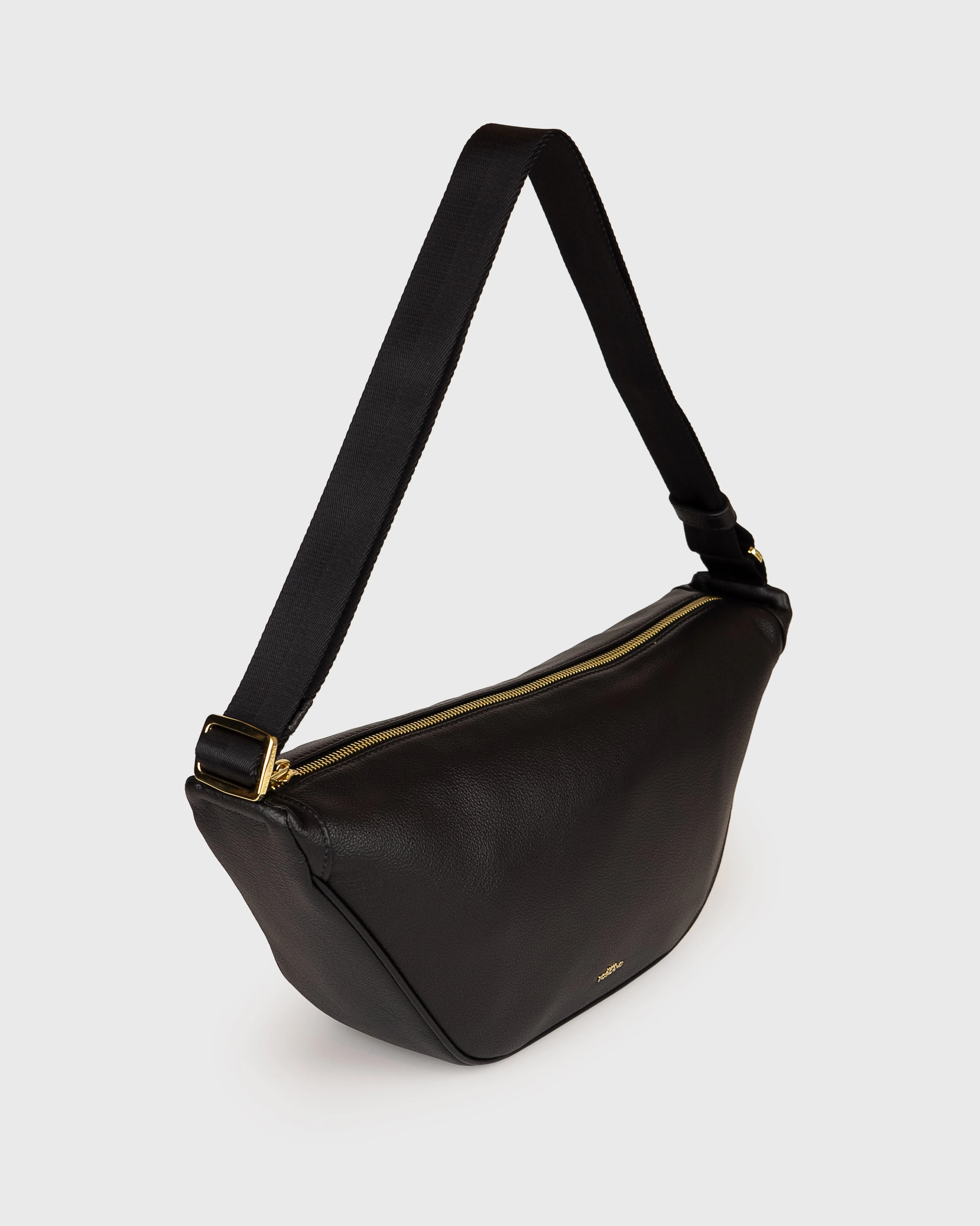 Rey Shoulder Bag (Black) | Pre-order