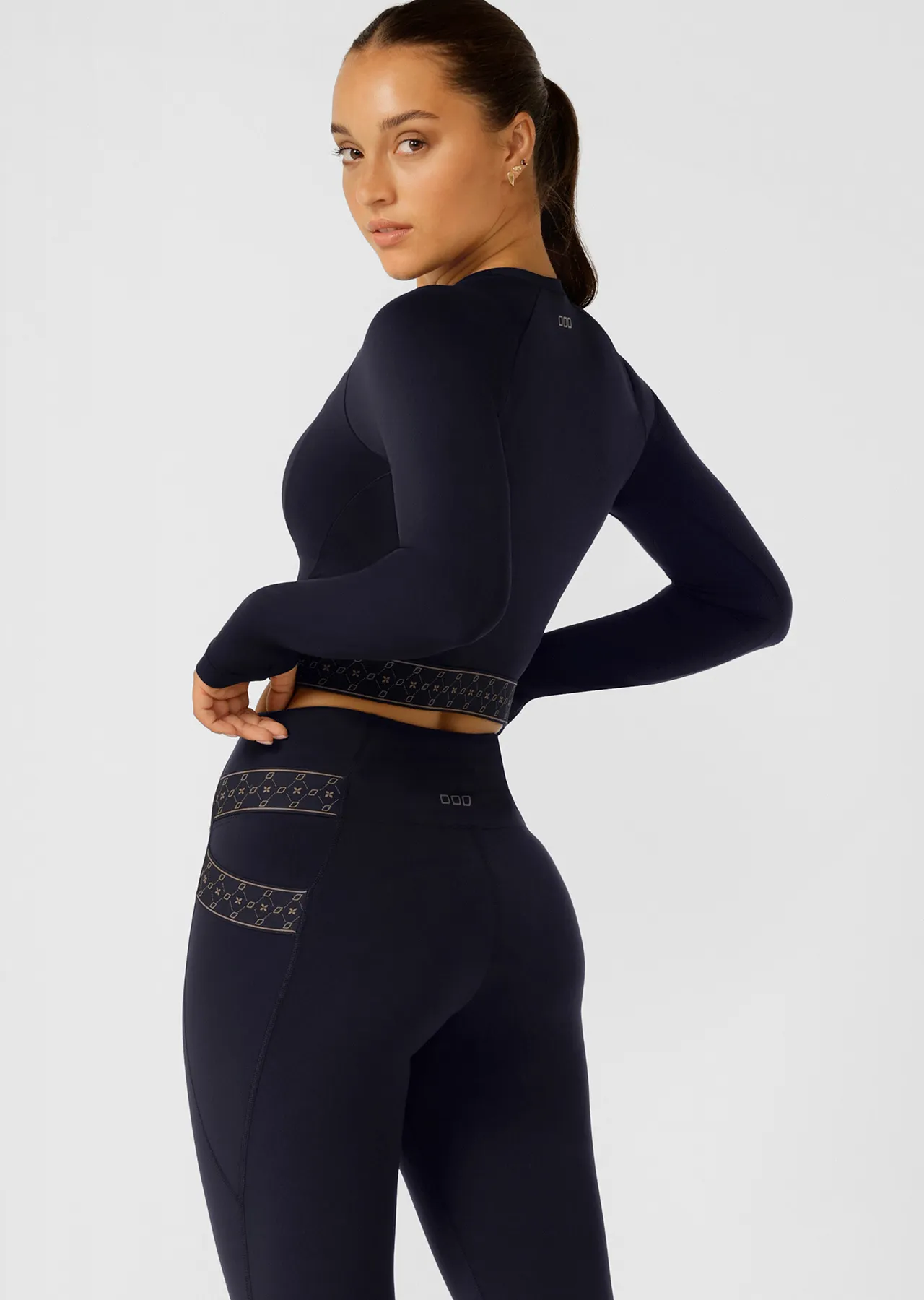 Serenity Long Sleeve Active Top | Jackets, Hoodies and Sweats | Lorna Jane New Zealand