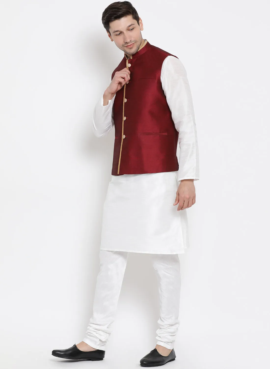 VASTRAMAY Men's White Cotton Silk Blend Kurta, Ethnic Jacket and Pyjama Set